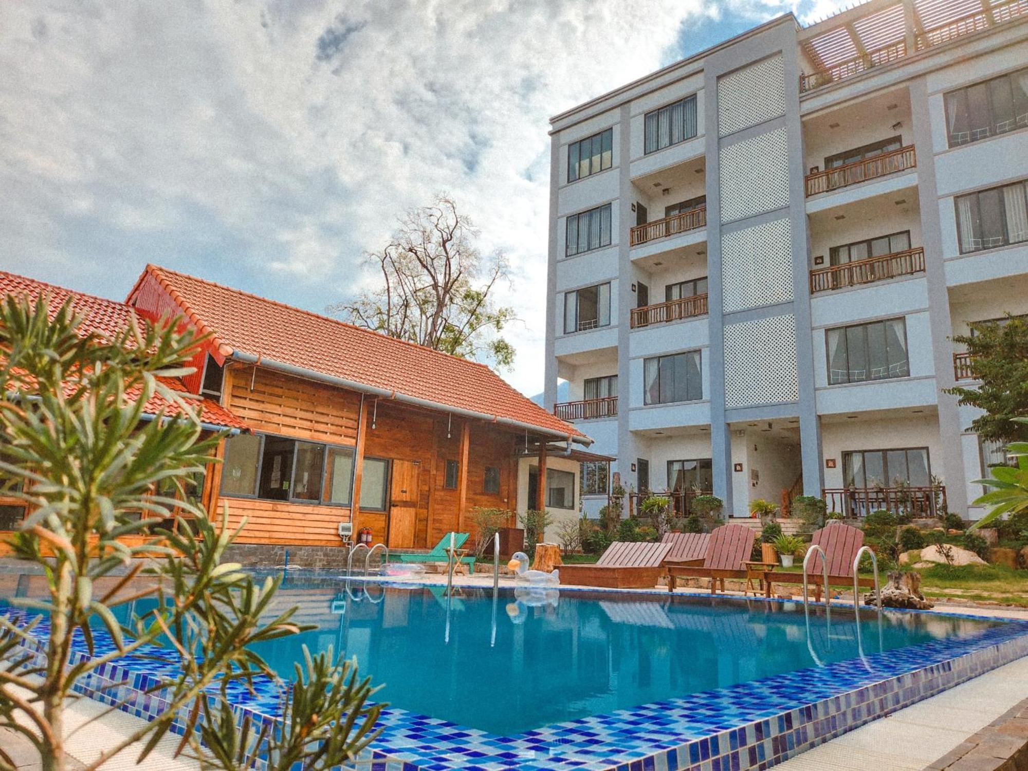 Voyage Phu Quoc Beach Resort Exterior photo